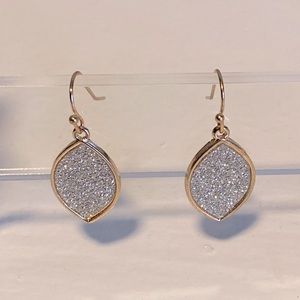 ✨🌿 4/$20 Sparkle Earrings